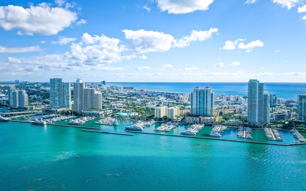 LYNN UNIVERSITY - MIAMI BOCA RATON